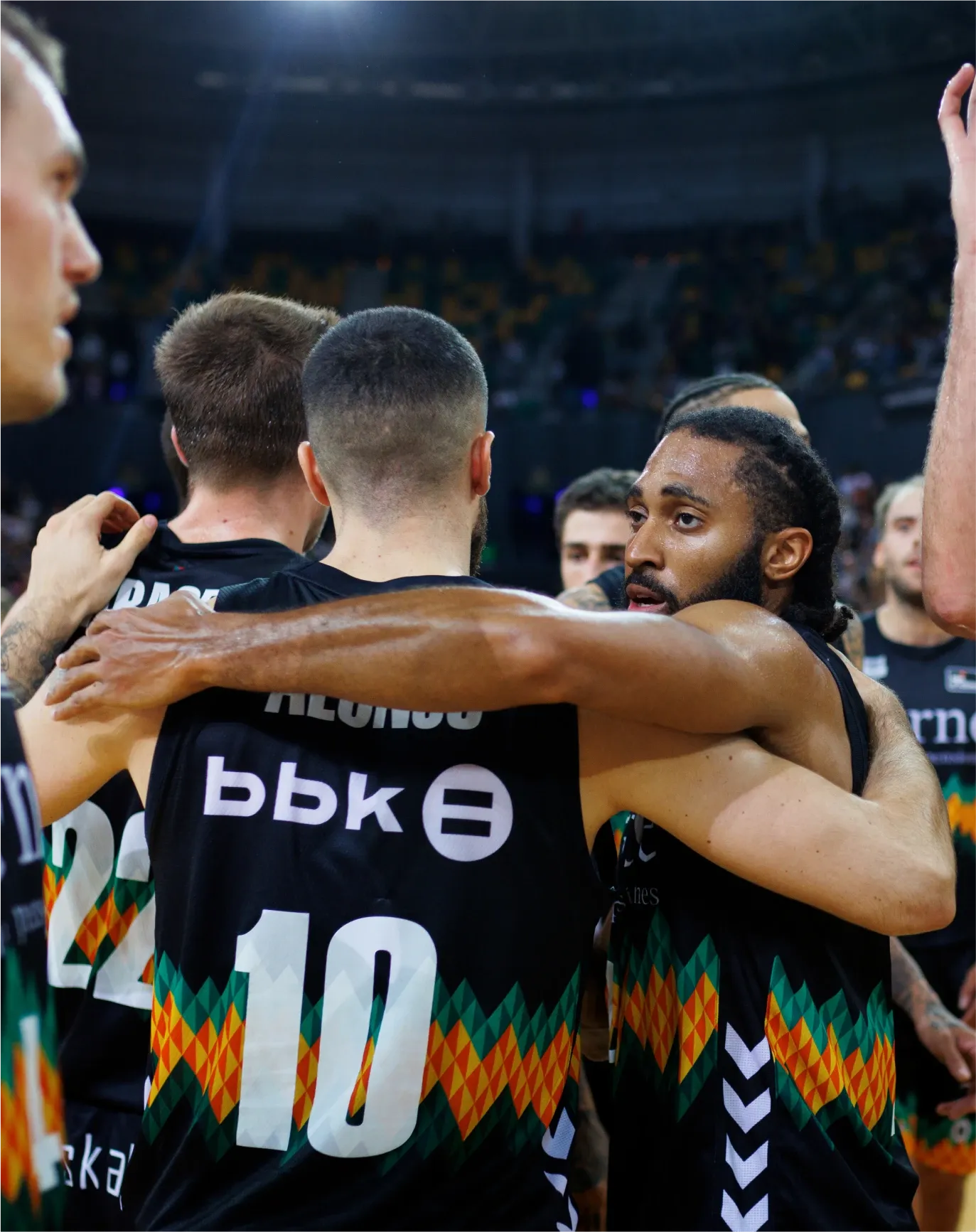 Kirolapp abrazo equipo